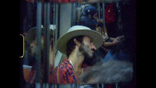 El cantante y compositor Leiva en una escena del documental 'Hasta que me quede sin voz' El cantante y compositor Leiva en una escena del documental 'Hasta que me quede sin voz'