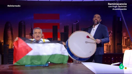 Wyoming y Dani Mateo dedican un cántico a la UEFA: "Cómo no te voy a querer si has chafado el mundial a los de Israel" La UEFA estudiará la próxima semana suspender la participación de la selección de Israel y sus equipos en competiciones internacionales, una decisión que parece seguir la estela de otras instituciones que han mostrado su apoyo a Gaza.