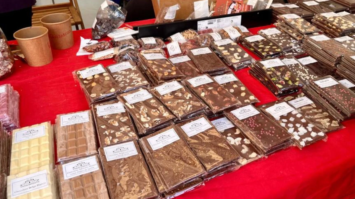 Productos de chocolate en la Feria del Chocolate de Pinto Productos de chocolate en la Feria del Chocolate de Pinto