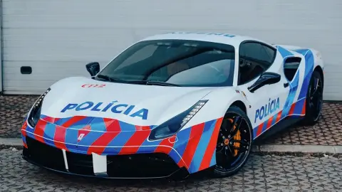Ferrari 488 GTB Policia Portugal Ferrari 488 GTB Policia Portugal