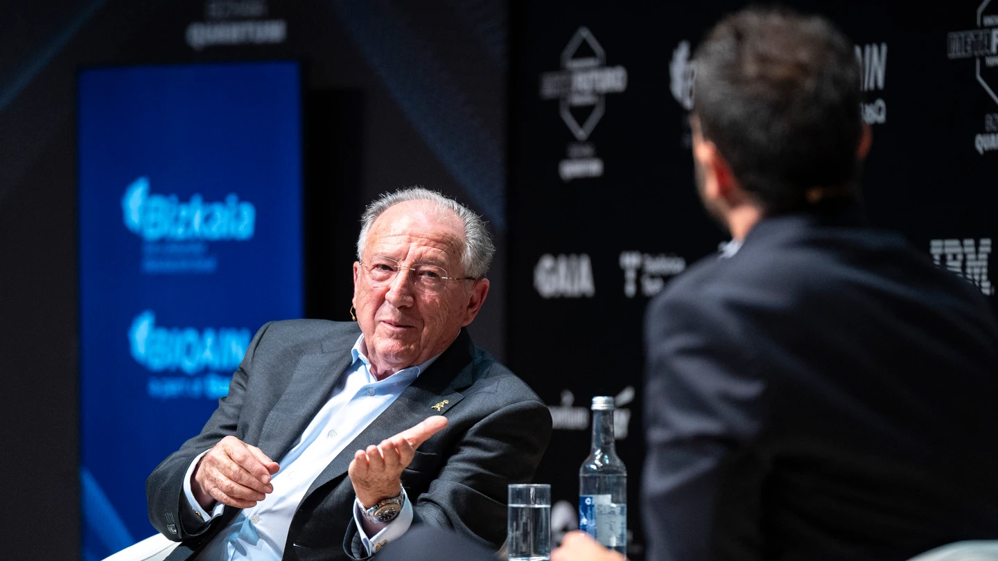 Sanz Roldán analiza el panorama geopolítico: "Trump le ha dado una patada al tablero y todo ha saltado por los aires" Sanz Roldán analiza el panorama geopolítico: "Trump le ha dado una patada al tablero y todo ha saltado por los aires"