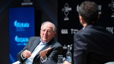 Sanz Roldán analiza el panorama geopolítico: "Trump le ha dado una patada al tablero y todo ha saltado por los aires" Sanz Roldán analiza el panorama geopolítico: "Trump le ha dado una patada al tablero y todo ha saltado por los aires"