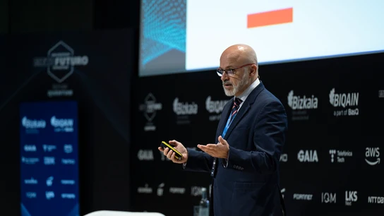 "Todos los activos financieros del mundo podrían ser adulterados": la advertencia de Agustín Valencia (Fortinet) sobre los peligros de la tecnología cuántica "Todos los activos financieros del mundo podrían ser adulterados": la advertencia de Agustín Valencia (Fortinet) sobre los peligros de la tecnología cuántica