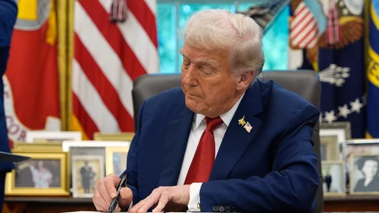 El presidente de Estados Unidos (EEUU), Donald Trump, este jueves en el Despacho Oval. El presidente de Estados Unidos (EEUU), Donald Trump, este jueves en el Despacho Oval.