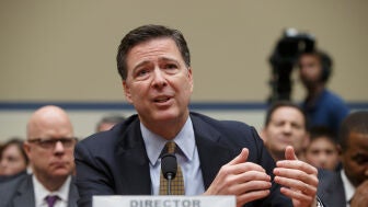 El exdirector del FBI James Comey, durante una comparecencia