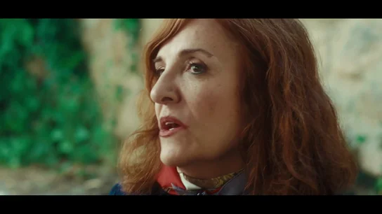 Elvira Lindo reflexiona sobre su maternidad a los 22 años en los 80: "Defendí ese embarazo, aunque a lo mejor, luego fui peor madre" Elvira Lindo reflexiona sobre su maternidad a los 22 años en los 80: "Defendí ese embarazo, aunque a lo mejor, luego fui peor madre"