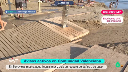 Así ha quedado la playa del Cura en Torrevieja tras las tormentas: pasarelas rotas, lavapiés inutilizados y aguas residuales Así ha quedado la playa del Cura en Torrevieja tras las tormentas: pasarelas rotas, lavapiés inutilizados y aguas residuales