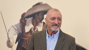 El escritor espa&ntilde;ol Arturo P&eacute;rez-Reverte durante la presentaci&oacute;n de su nueva novela 