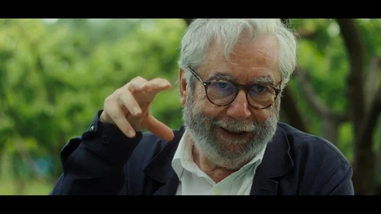 Antonio Muñoz Molina, sobre el "gran embuste del individualismo radical" del capitalismo: "Este mundo de fantasmagorías digitales nos enferma" Antonio Muñoz Molina, sobre el "gran embuste del individualismo radical" del capitalismo: "Este mundo de fantasmagorías digitales nos enferma"