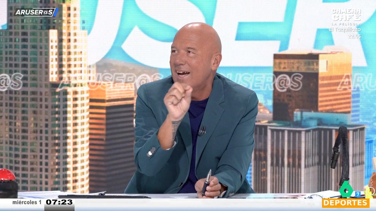 Rocío Cano, a Alfonso Arús: "Esto es muy de señor mayor. Dame el móvil que yo te lo arreglo"