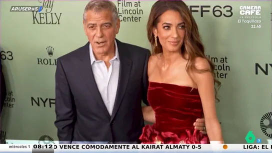 Amal Clooney se salta el protocolo con un vestido de más de 11.000 euros en el estreno de la nueva película de George Clooney Amal Clooney se salta el protocolo con un vestido de más de 11.000 euros en el estreno de la nueva película de George Clooney