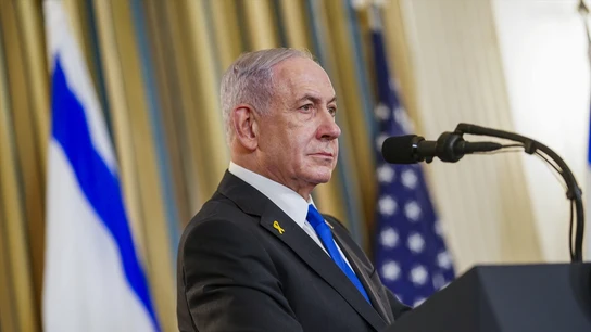 Netanyahu felicita a su Ejército y dice que la Flotilla es parte de una "campaña de deslegitimación" Netanyahu felicita a su Ejército y dice que la Flotilla es parte de una "campaña de deslegitimación"