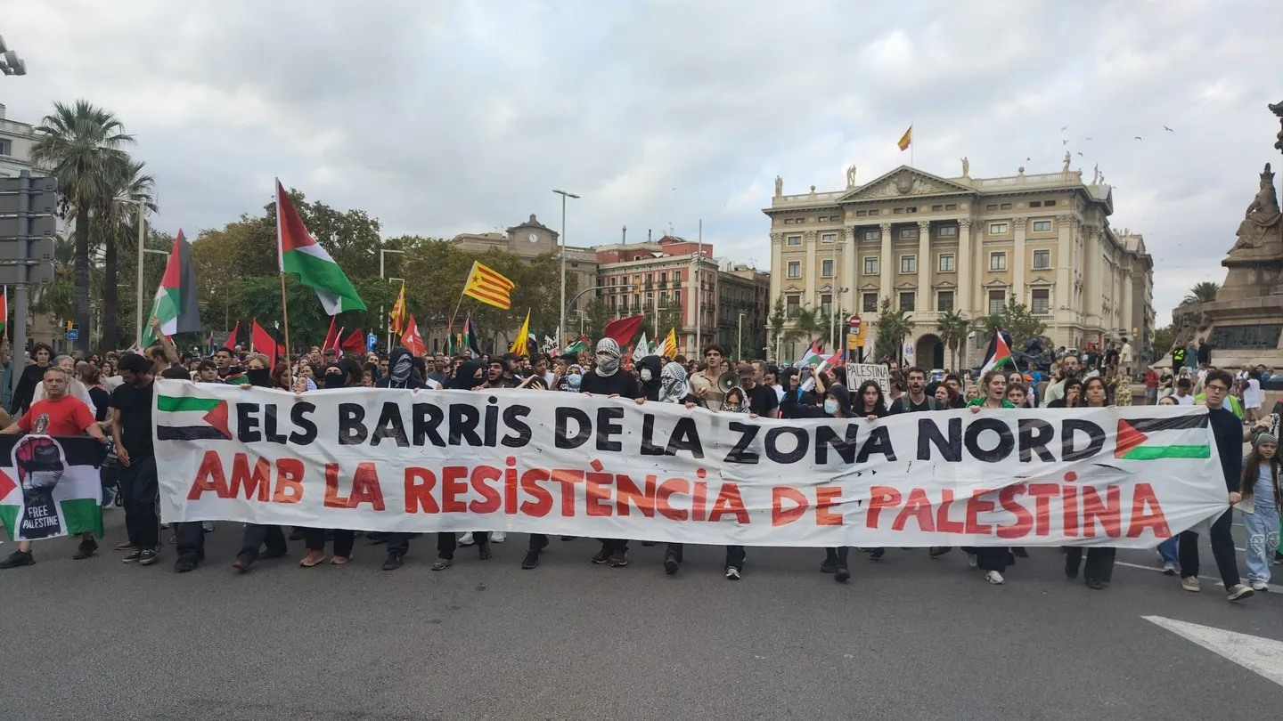 Cabecera de la manifestación de Barcelona en favor de la Flotilla. Cabecera de la manifestación de Barcelona en favor de la Flotilla.