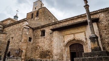Exterior de la Colegiata de la Asunción en Pastrana