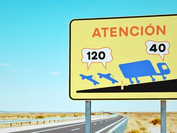 Es la nueva señal de la DGT para autopistas, pero parece diseñada por un niño de 5 años con Microsoft Paint Es la nueva señal de la DGT para autopistas, pero parece diseñada por un niño de 5 años con Microsoft Paint
