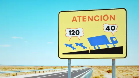 Es la nueva señal de la DGT para autopistas, pero parece diseñada por un niño de 5 años con Microsoft Paint Señal S-993