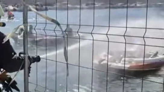 Explosión de un barco en el puerto de Fuengirola. Explosión de un barco en el puerto de Fuengirola.