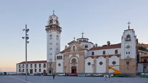 Basílica de Nuestra Señora de la Candelaria Basílica de Nuestra Señora de la Candelaria