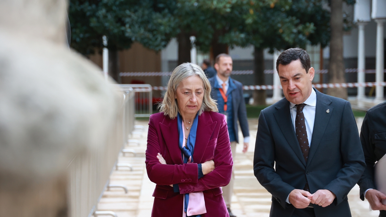 IU Andalucía denuncia ante la Fiscalía a los tres consejeros de Salud del PP por los fallos en los cribados de cáncer de mama