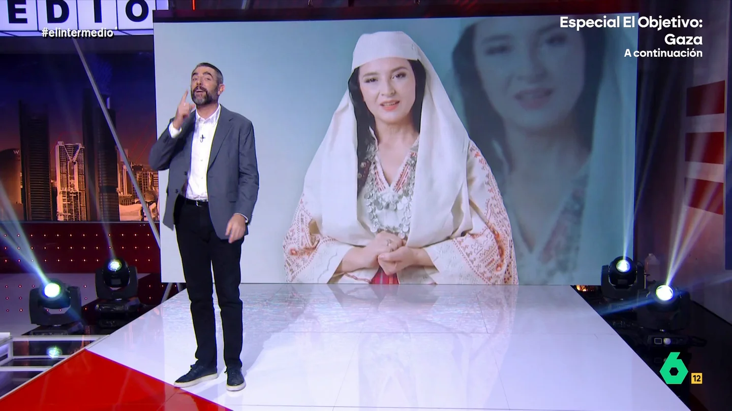 Dani Mateo pide que España tenga su propia IA anticorrupción como Albania: "Tiene trabajo asegurado" En este país han encontrado una fórmula muy innovadora para evitar la corrupción política: han creado su propia ministra virtual. Es la encargada de evaluar todas las licitaciones públicas.