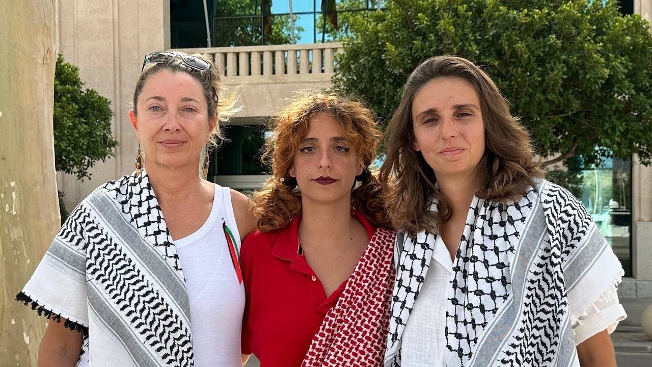 España espera a Reyes Rigo, integrante de la Flotilla a la que Israel acusa de morder a una trabajadora de la prisión de Ktziot