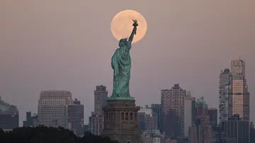 Luna de Cosecha en Nueva York Luna de Cosecha en Nueva York