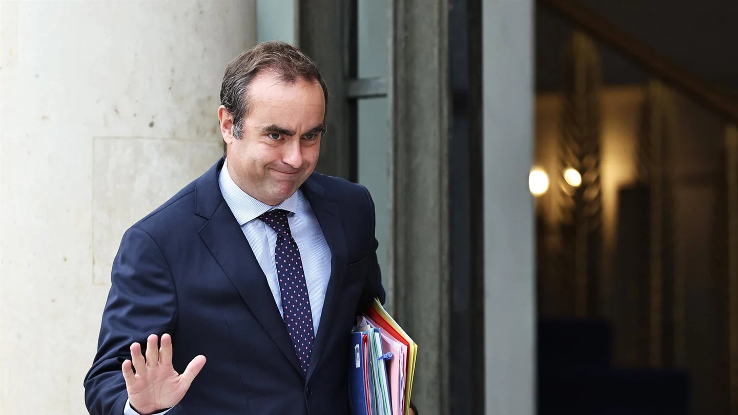 Lecornu abre una "última" ronda de contactos con "todas las fuerzas políticas" Lecornu abre una "última" ronda de contactos con "todas las fuerzas políticas"