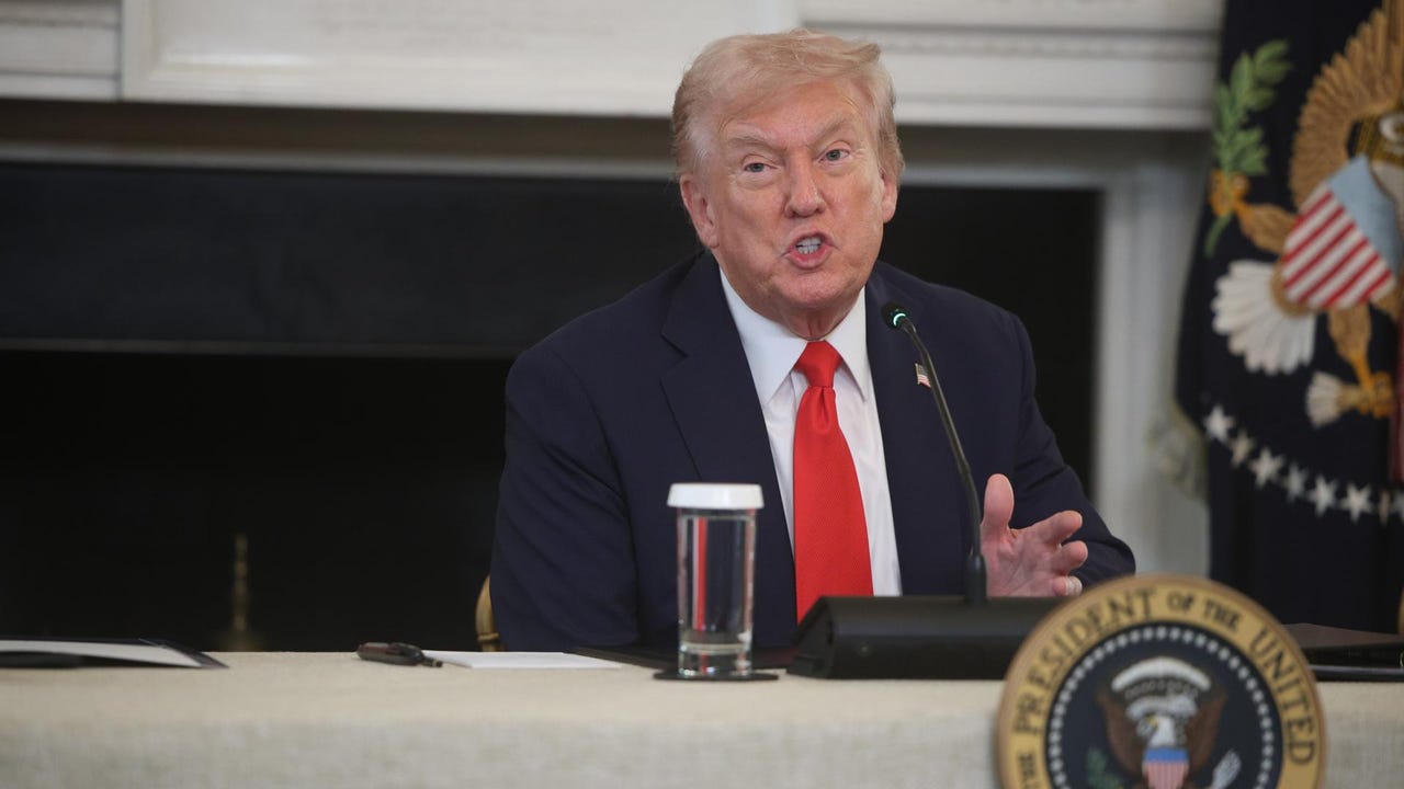 Trump viajará el domingo a Oriente Medio si la negociación entre Israel y Hamás va bien