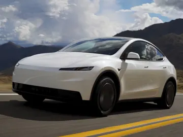 Tesla Model Y Standard Tesla Model Y Standard