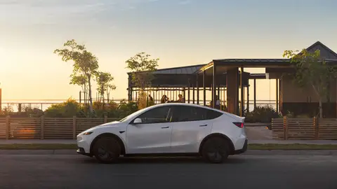 Tesla Model Y Standard Tesla Model Y Standard
