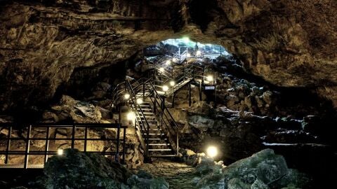 La Cueva de El Pendo