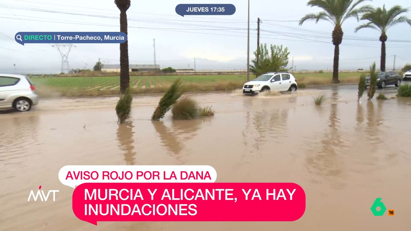 Situación muy complicada en Torre-Pacheco: carreteras convertidas en piscinas
