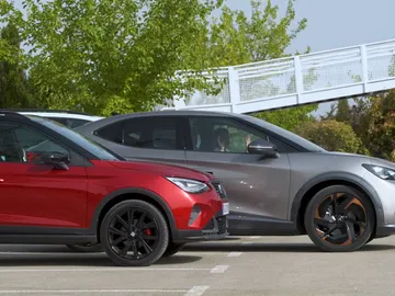 Aparcar con Cupra Tavascan Aparcar con Cupra Tavascan