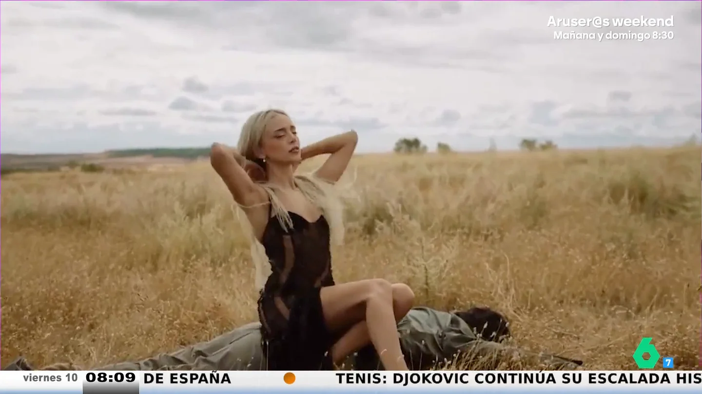 Así suena el nuevo tema de Ana Mena, 'Lánzate': este es su videoclip de "desamor tras una relación tóxica" Así suena el nuevo tema de Ana Mena, 'Lánzate': este es su videoclip de "desamor tras una relación tóxica"