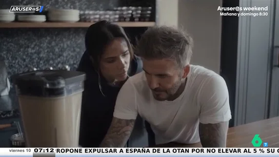 Victoria Beckham, tras el chiste de David Beckham: "Ya tiene su momentazo en el documental, pero la prota soy yo" Victoria Beckham, tras el chiste de David Beckham: "Ya tiene su momentazo en el documental, pero la prota soy yo"