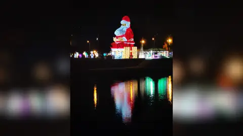 Papá Noel gigante de Águeda Papá Noel gigante de Águeda