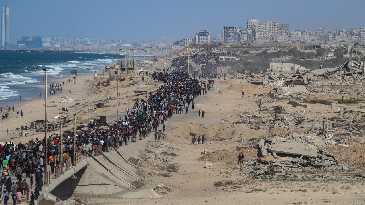 Primer día de la frágil tregua: entra la ayuda humanitaria mientras las familias de los rehenes aguardan su vuelta