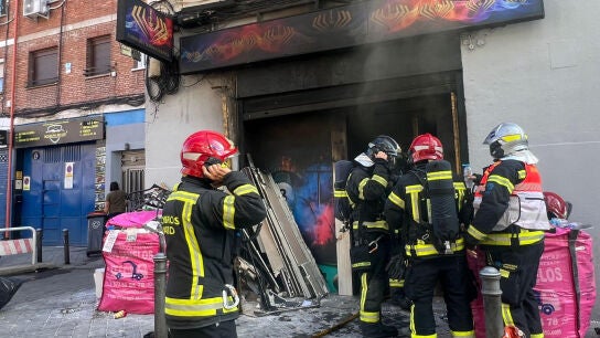 Los Bomberos, en un incendio en el distrito de Usera