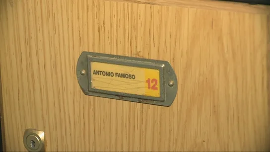15 años muerto en su casa: Antonio no tenia ni familia ni amigos y para el Ayuntamiento de Valencia ni existía 15 años muerto en su casa: Antonio no tenia ni familia ni amigos y para el Ayuntamiento de Valencia ni existía