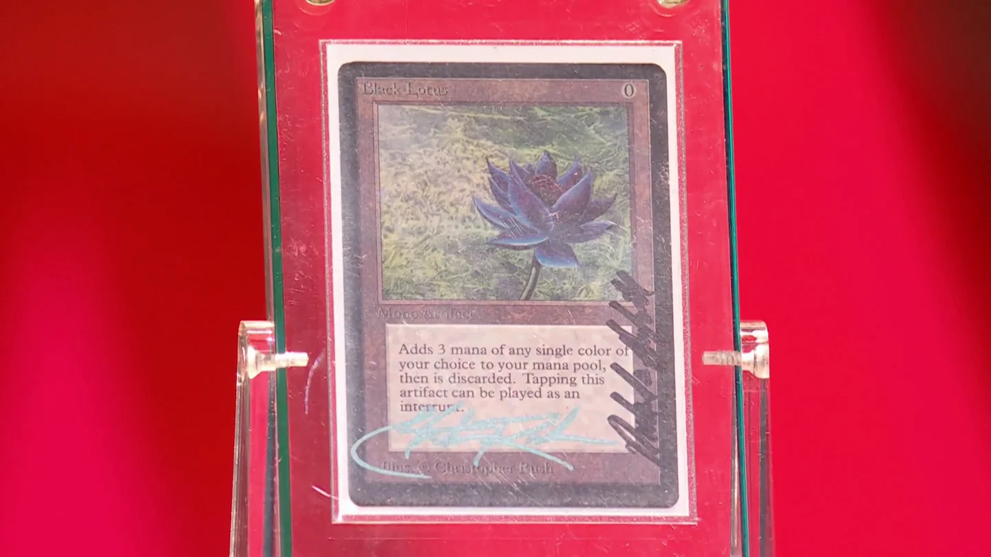 El poder de la 'Black Lotus': así reaccionan María José y Sonsoles al perder 50.000 euros por una carta Magic El poder de la 'Black Lotus': así reaccionan María José y Sonsoles al perder 50.000 euros por una carta Magic