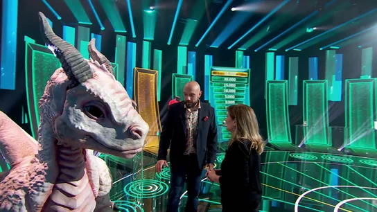Iñaki López, tras presentar una pieza de dragón en Tesoro o Cacharro: "Tiene pinta de atrapar polvo" Iñaki López, tras presentar una pieza de dragón en Tesoro o Cacharro: "Tiene pinta de atrapar polvo"