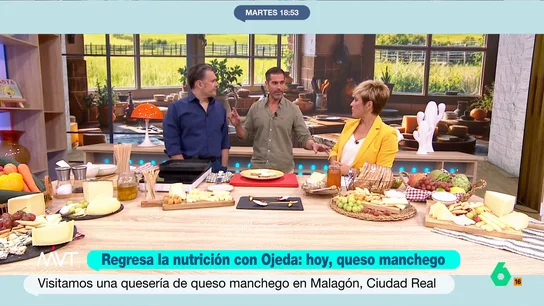 ¿El queso puede ser adictivo? El dietista Pablo Ojeda aclara esta cuestión El experto en nutrición muestra diferentes maneras de disfrutar del queso, un alimento que algunas personas consideran adictivo. Además, Ojeda también ha respondido varias dudas de Iñaki López y Cristina Pardo sobre este producto.