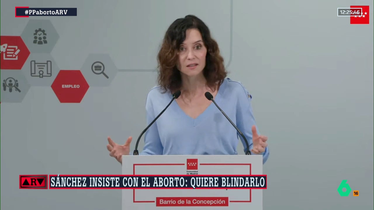 Ayuso acusa a Sánchez de dirigirse a ella "en tono machito" sobre el aborto: "He perdido dos bebés, sé lo que es"