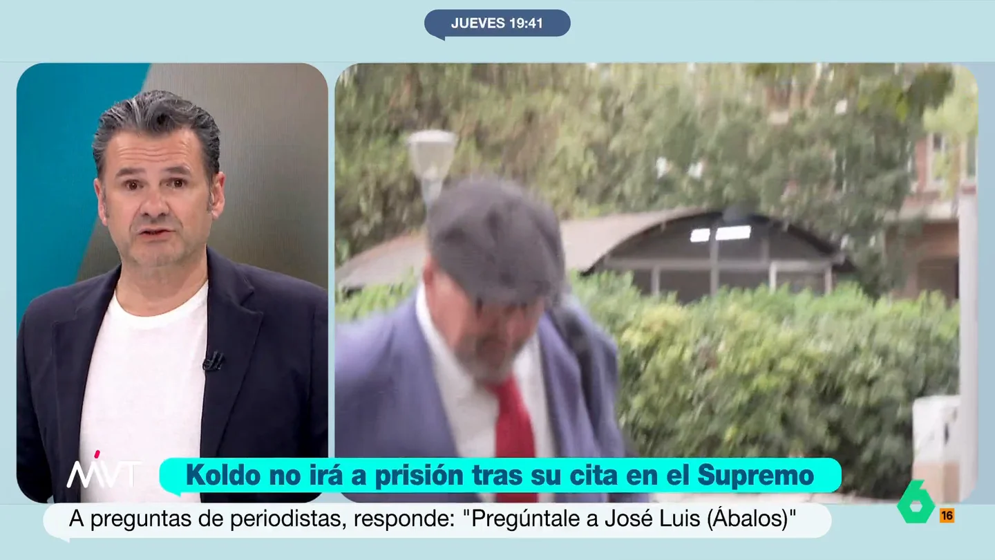 Iñaki López, sobre el caso Koldo: "Los indicios huelen ya más que las chistorras" El exasesor de José Luis Ábalos se ha mostrado bastante hablador con la prensa, a pesar de que ha decidido acogerse a su derecho a no declarar frente al Supremo.