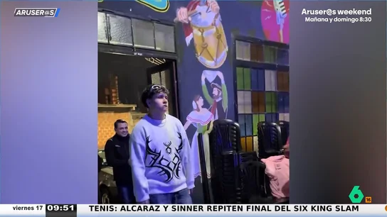 Alfonso Arús, tras ver la viral reacción de un joven a su fiesta sorpresa de cumpleaños: "Yo también me piro" Alfonso Arús, tras ver la viral reacción de un joven a su fiesta sorpresa de cumpleaños: "Yo también me piro"