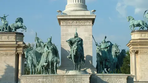 Plaza de los Héroes de Budapest Plaza de los Héroes de Budapest