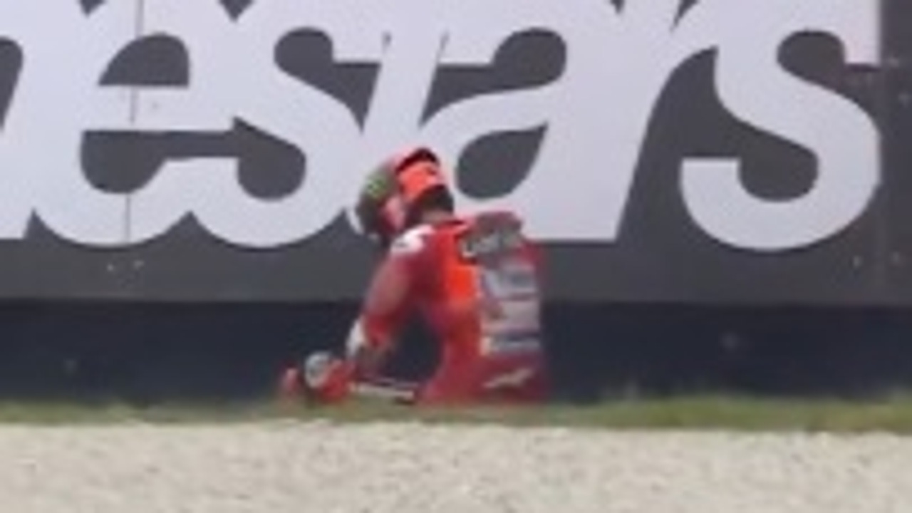 La triste caída de Bagnaia en Australia: "No quería volver a quedar último"