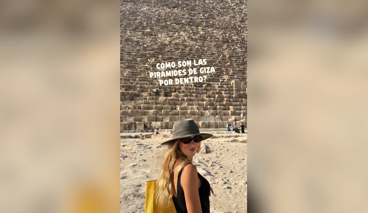 Aitana Soriano (@aitanaasoriano en TikTok) en Egipto