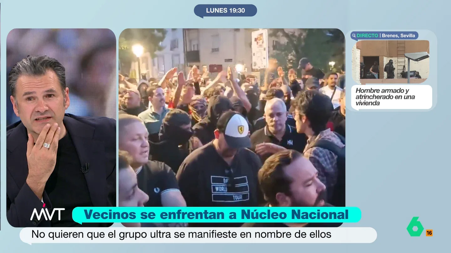 Iñaki López, sobre Núcleo Nacional: "Si Hitler viera un grupo de latinos levantando el brazo a destiempo los laminaba rápidamente" Iñaki López, sobre Núcleo Nacional: "Si Hitler viera un grupo de latinos levantando el brazo a destiempo los laminaba rápidamente"