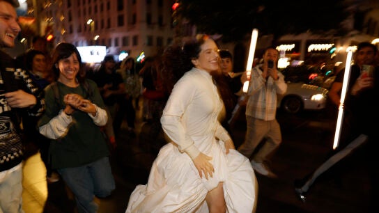 Aparici&oacute;n sorpresa de Rosal&iacute;a para presentar su cuarto &aacute;lbum en Madrid